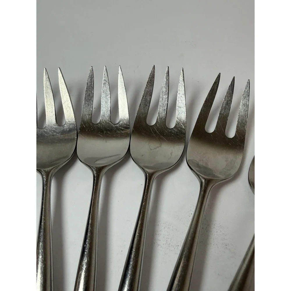 5 Salad Forks‎ DESIGN 3 Lauffer/Towle 18/8 Satin Stainless Steel Norway